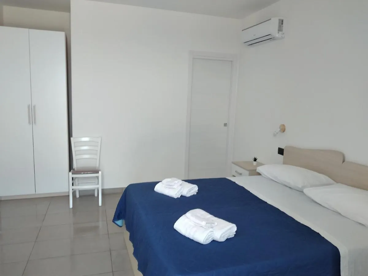 Hotel La Dama Bianca Bovo Marina Montallegro